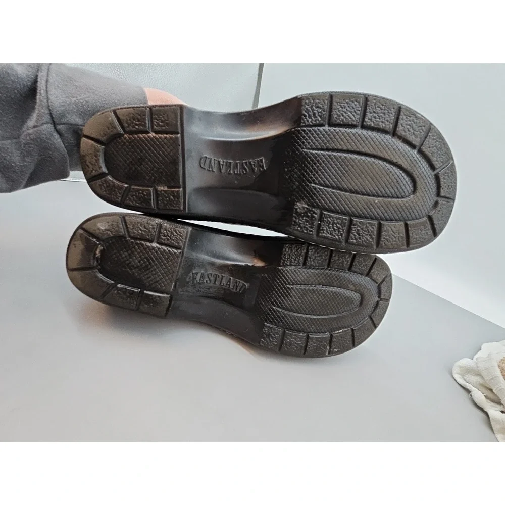 Eastland brown leather